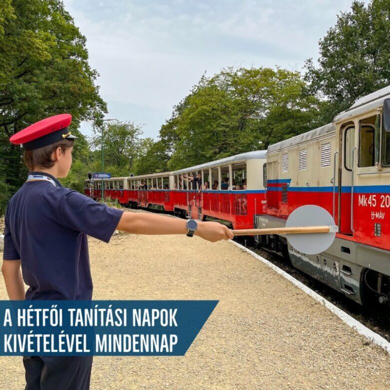 ハンガリーのブダペスト子供鉄道で働く子供