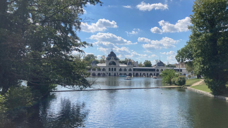 市民公園の湖