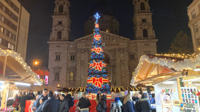 ブダペストのクリスマスマーケットの様子