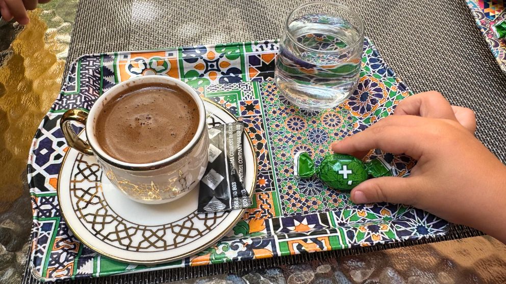モンテネグロの人気観光地、ブドヴァの旧市街にあるCafe Beatriceでいただいたトルココーヒー