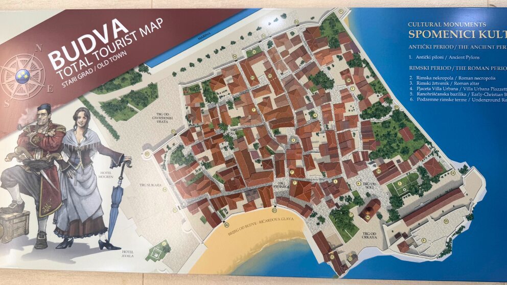 モンテネグロの人気観光地、ブドヴァの旧市街のマップ