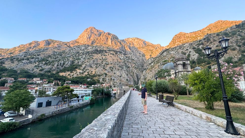 モンテネグロの世界遺産、コトルの旧市街の城壁の上