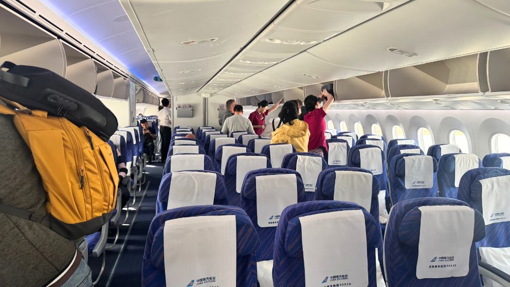 広州〜羽田間の中国南方航空の座席の様子
