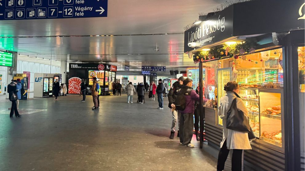 ブダペスト南駅の構内にある売店