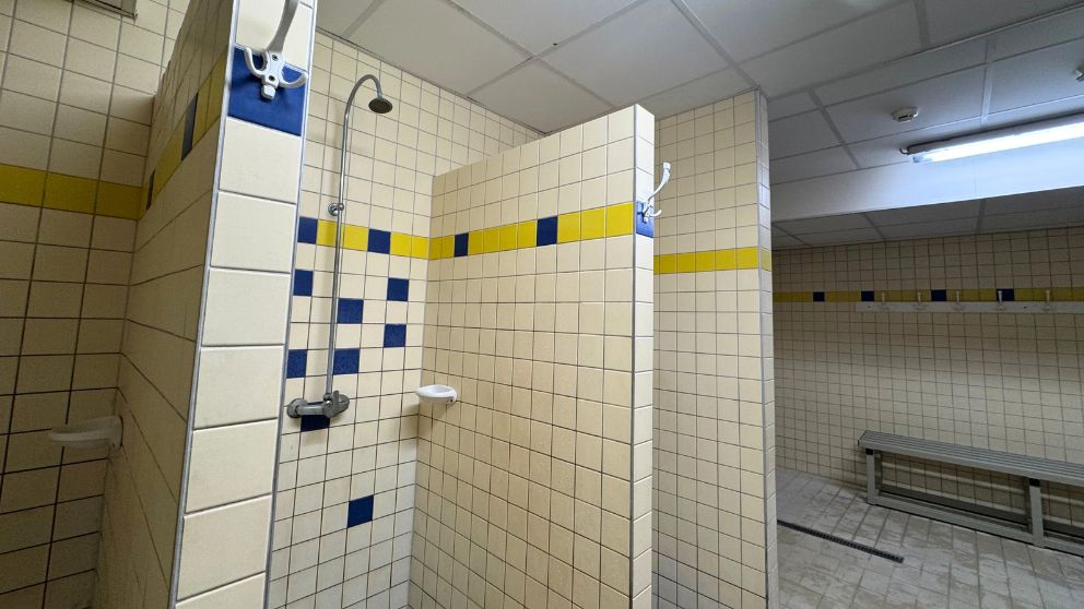 ハイドゥソボスローのフンガロスパ内のシャワー室。かなり年季が入っている様子