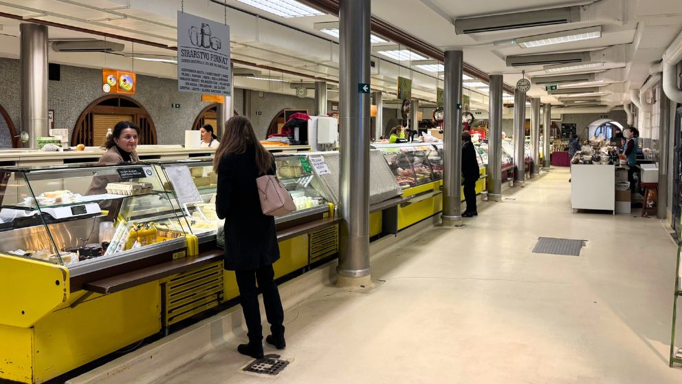 リュブリャナ中央市場の屋内エリアの様子