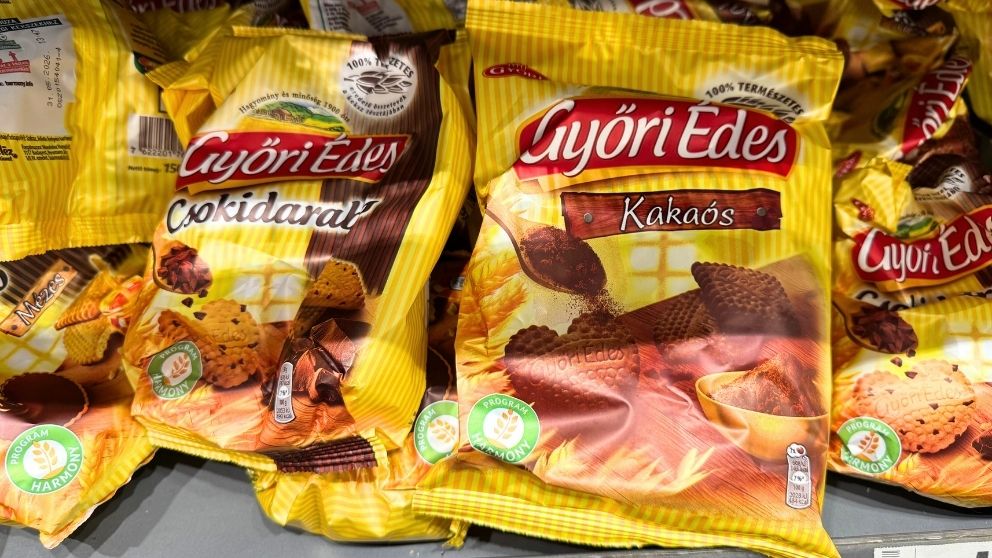 黄色いパッケージのジューリの素朴なクッキー