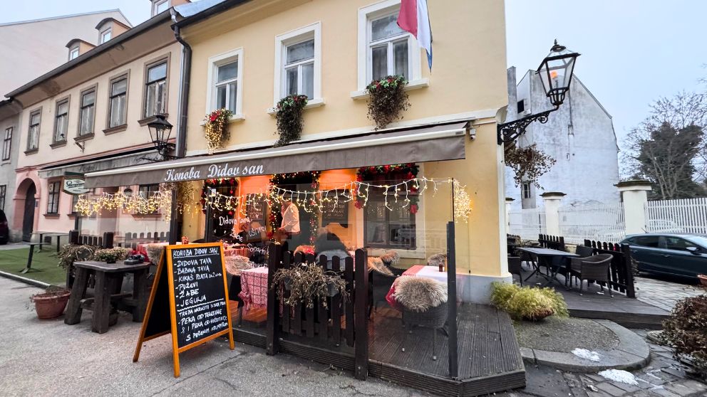 ザグレブ旧市街のレストランKonoba Didov sanの外観。