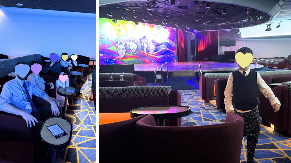 飛鳥Ⅱのメインシアター「ギャラクシーラウンジ」。左側にはショーを待つ私の家族の姿、右側にはビートルズの4人の肖像画が描かれたカラフルなステージ