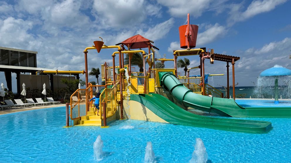 フサキビーチリゾートの子供用スプラッシュパークの様子