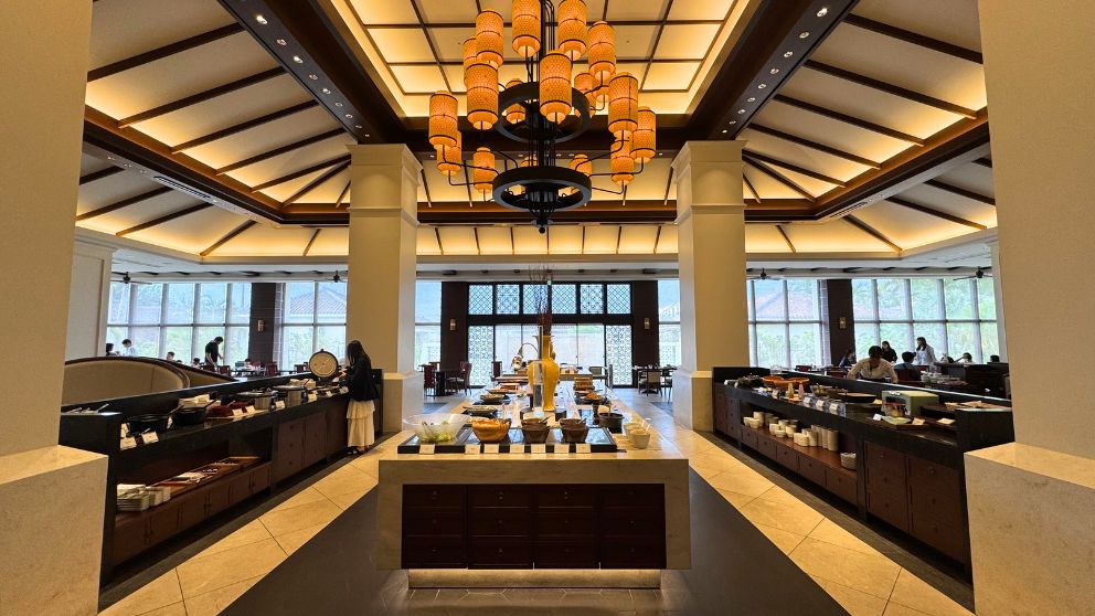 フサキビーチリゾートの琉球新天地レストランの内部の様子