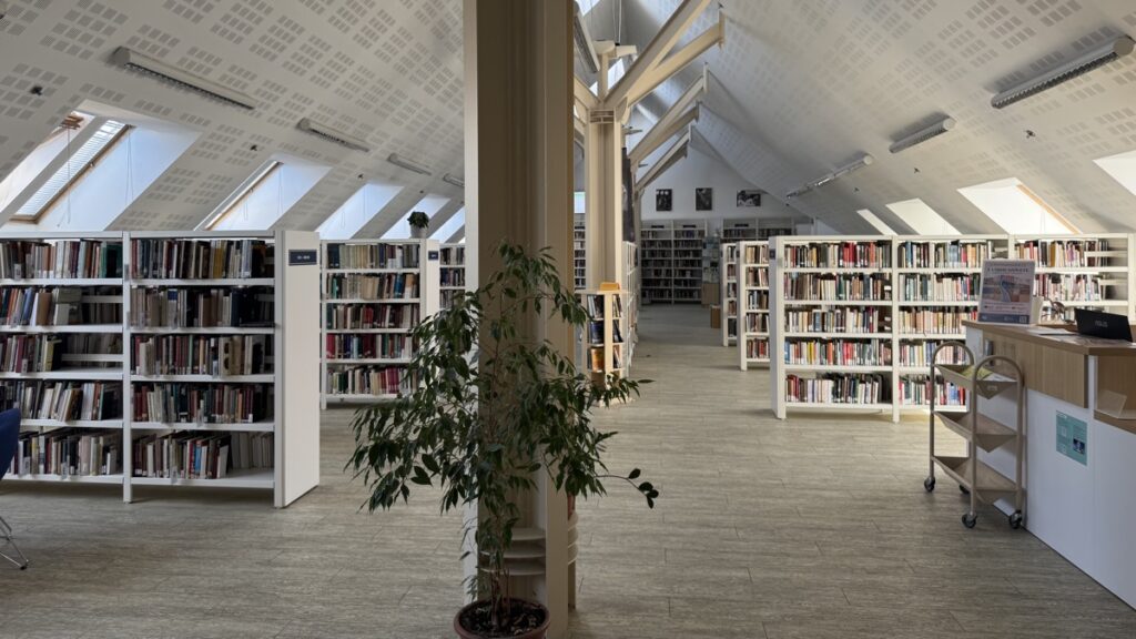 サボー・エルヴィン図書館、8階の音楽コレクションフロア