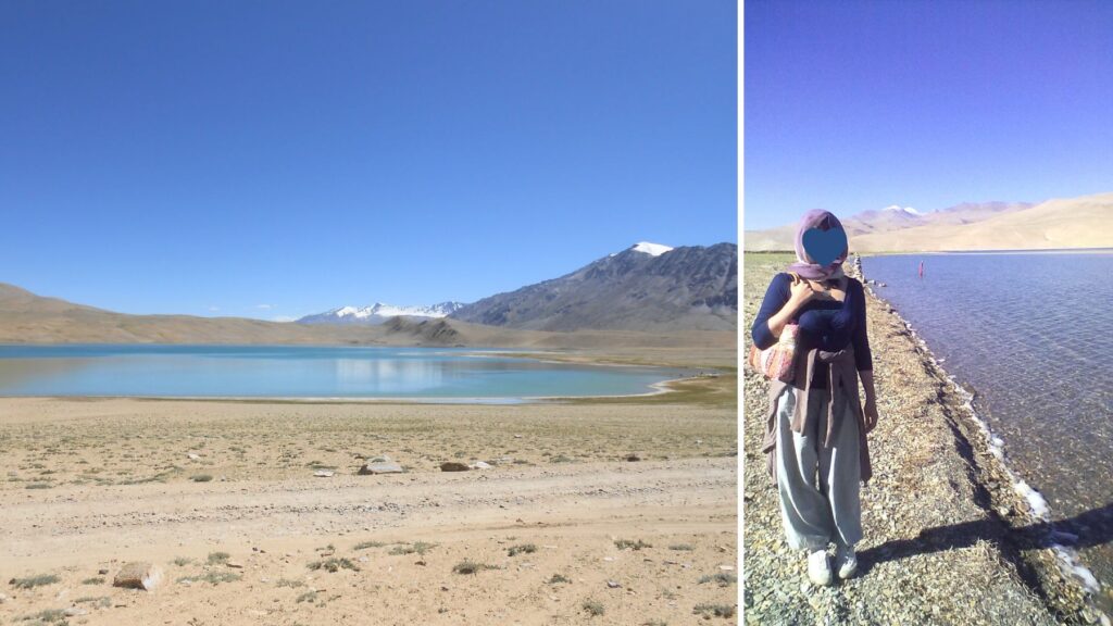 エメラルドブルーに輝くツォモリリ湖と雪山、湖畔に立つ私