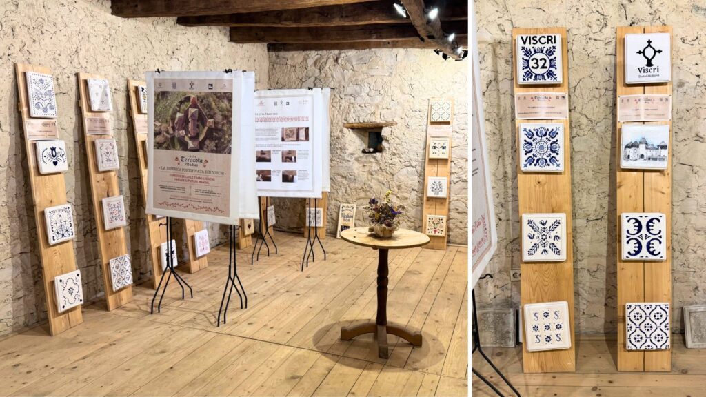 メディアシュの窯で焼かれた色とりどりのストーブタイルの企画展